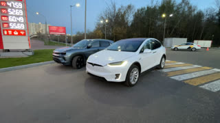 КАКОЙ ИЗ ЭТИХ АВТОМОБИЛЕЙ НРАВИТСЯ БОЛЬШЕ?