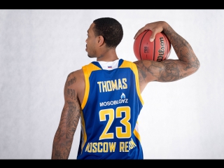 Malcolm Thomas Dunk Over Nicolas Laprovittola